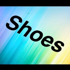 ISO well worn heels 👠